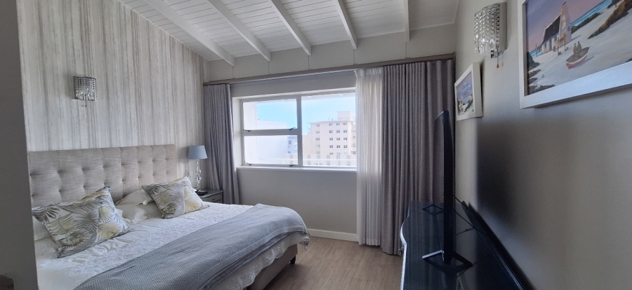 To Let 2 Bedroom Property for Rent in Sea Point Western Cape